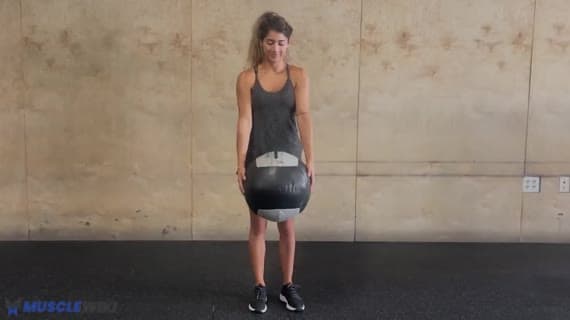 Medicine Ball Single Leg Deadlift
