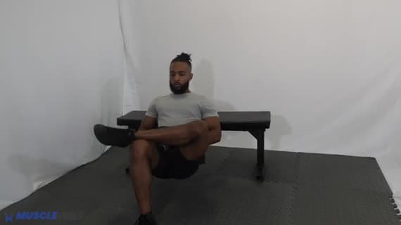 Kettlebell Figure-Four Hüftheben