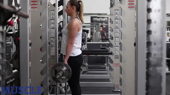 Smith Machine Standing Shrugs