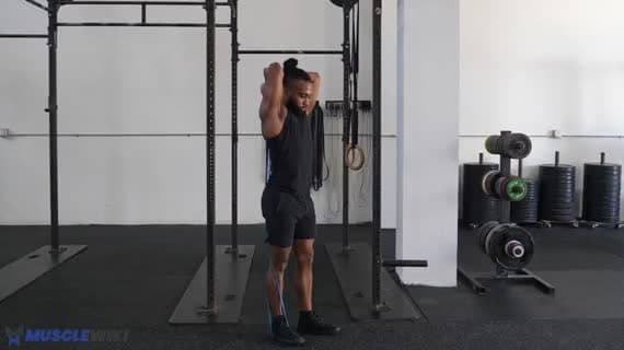 Estensione tricipiti sopra la testa con elastico