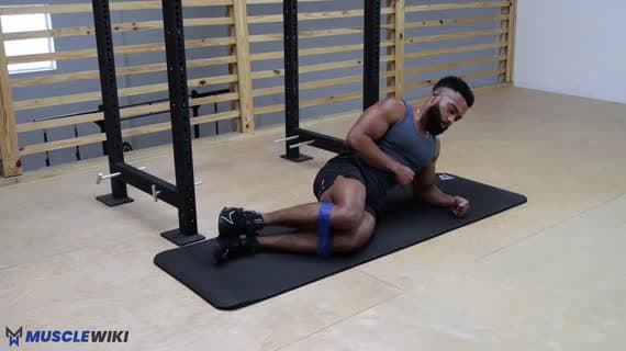 Mini Band Clamshell Raise