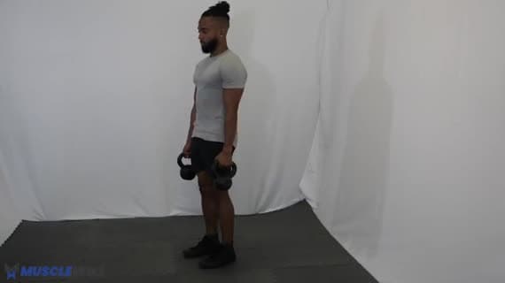 Soulevé de terre conventionnel avec kettlebell (Double)