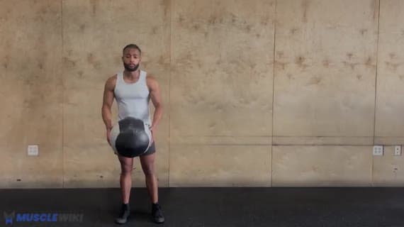 Wypad Boczny z Rzutem Piłką Lekarską