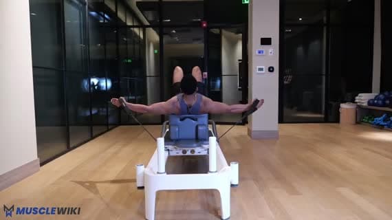 آمادگی شنای پشت (خوابیده روی باکس)