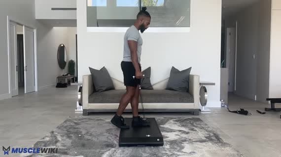 Vitruvian Staggered Deadlift