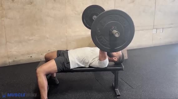 Développé couché Spoto à la barre