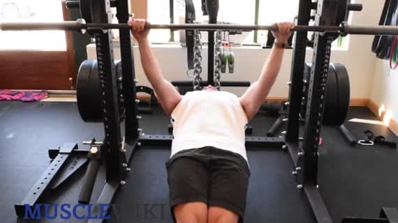 Горизонтальные подтягивания