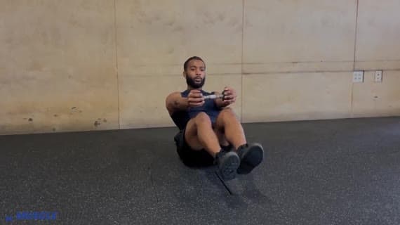 哑铃长臂俄罗斯转体