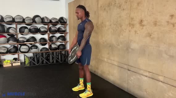 Martwy ciąg z talerzem