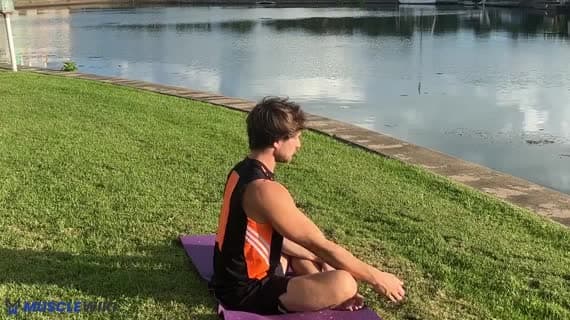 حالت گاو با یک دست