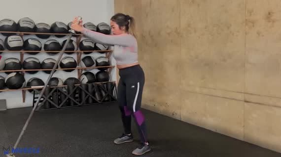 Landmine Alternating Lunge And Twist