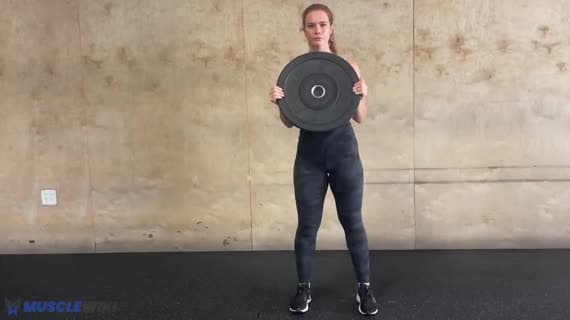 Plate Curtsy Lunge