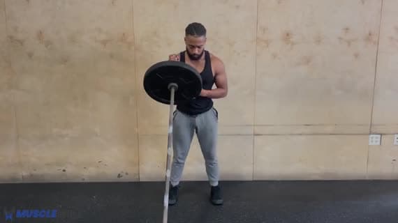 Einarmiger Landmine-Push-Press