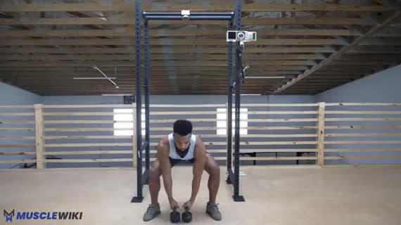 Slancio con kettlebell