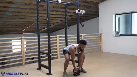 Slancio con kettlebell