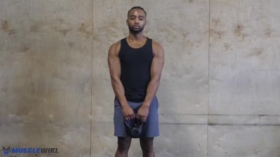 Kettlebell-Frontheben
