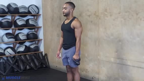 Kettlebell-Seitheben (mit gestrecktem Arm)