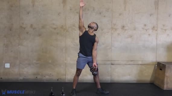 Windmill au kettlebell — main basse