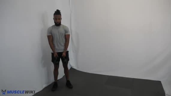 Seitlicher Ausfallschritt mit Kettlebell
