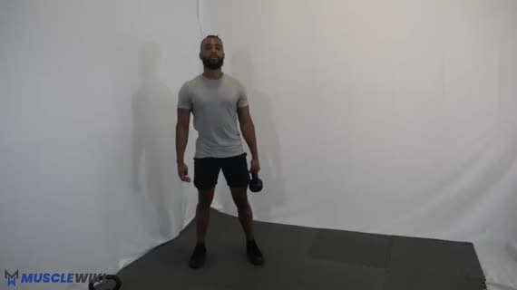Einarmige Kettlebell Curtsy-Lunge