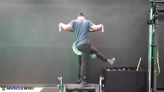 Abdução de Quadril e Glúteo na Máquina