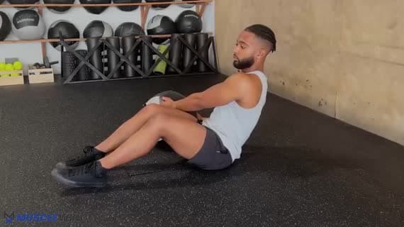 التواء روسي بالكرة الطبية