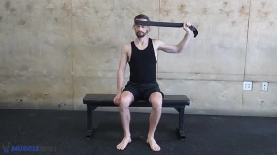 Flexão Lateral Cervical Sentado com Banda - Excêntrico