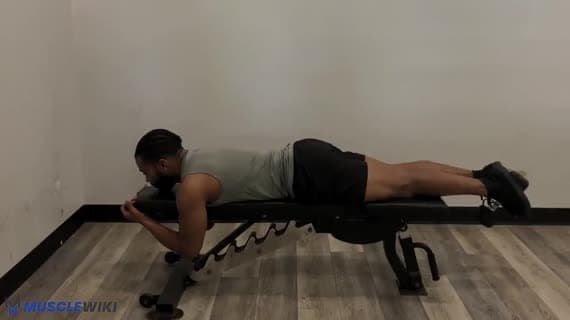 Flexão de Pernas com Halteres