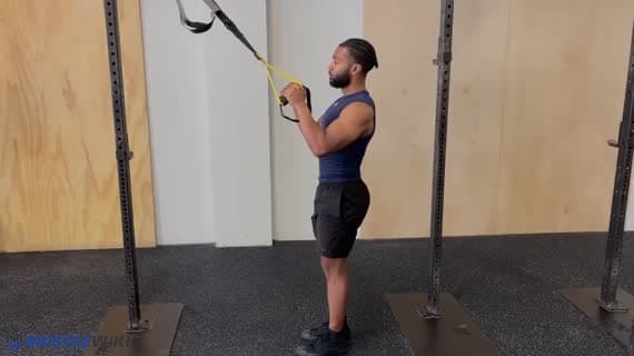 TRX रिवर्स लंज