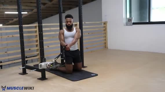 Cable Kneeling Low To High Wood Chopper