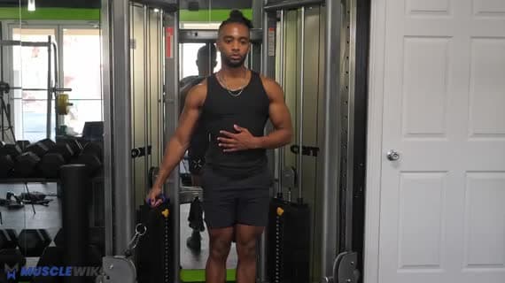 Jednoręczny szrug na wyciągu pod kątem 30°