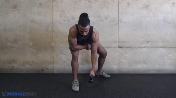 Einarmige Kettlebell Reverse Fly