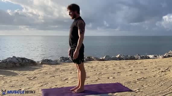 डाउनवर्ड डॉग — उंगलियाँ पैरों की ओर